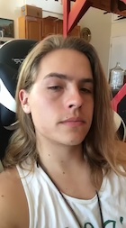 Dylan Sprouse : dylan-sprouse-1492649281.jpg
