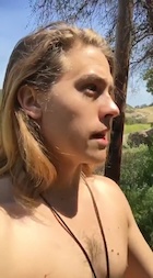 Dylan Sprouse : dylan-sprouse-1493440922.jpg