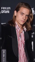 Dylan Sprouse : dylan-sprouse-1505481121.jpg