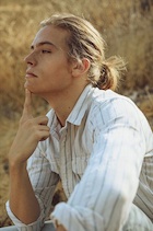 Dylan Sprouse : dylan-sprouse-1506665144.jpg