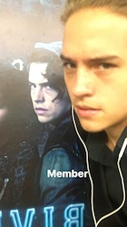 Dylan Sprouse : dylan-sprouse-1510034042.jpg