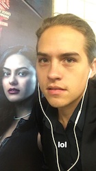 Dylan Sprouse : dylan-sprouse-1510063561.jpg