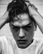 Dylan Sprouse : dylan-sprouse-1535866202.jpg