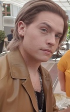 Dylan Sprouse : dylan-sprouse-1633799534.jpg