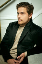 Dylan Sprouse : dylan-sprouse-1681185911.jpg
