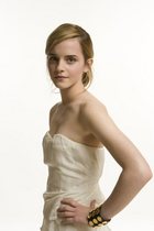 Emma Watson : emma_watson_1223175131.jpg