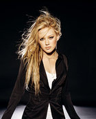Hilary Duff : TI4U_u1138419035.jpg