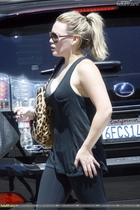 Hilary Duff : hillary_duff_1247422796.jpg