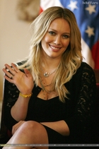 Hilary Duff : hillary_duff_1250357293.jpg