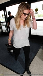 Hilary Duff : hillary_duff_1250915343.jpg
