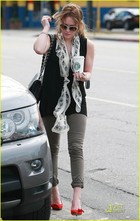 Hilary Duff : hillary_duff_1286228807.jpg