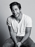 Jake Gyllenhaal : jake_gyllenhaal_1270232061.jpg