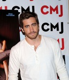 Jake Gyllenhaal : jake_gyllenhaal_1291053423.jpg