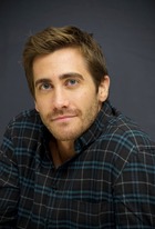 Jake Gyllenhaal : jake_gyllenhaal_1291053453.jpg