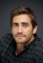 Jake Gyllenhaal : jake_gyllenhaal_1291053467.jpg