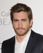 Jake Gyllenhaal : jake_gyllenhaal_1291053514.jpg