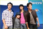 Jonas Brothers : TI4U_u1248905813.jpg