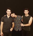 Jonas Brothers : jonas-brothers-1375459234.jpg
