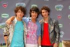 Jonas Brothers : jonas_brothers_1189889294.jpg
