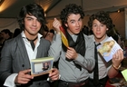 Jonas Brothers : jonas_brothers_1198269558.jpg