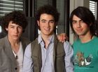 Jonas Brothers : jonas_brothers_1208140377.jpg