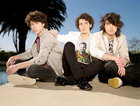 Jonas Brothers : jonas_brothers_1210720223.jpg