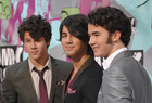 Jonas Brothers : jonas_brothers_1213287080.jpg