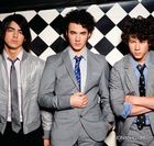 Jonas Brothers : jonas_brothers_1214496230.jpg