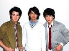 Jonas Brothers : jonas_brothers_1214496787.jpg