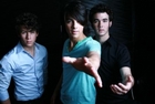 Jonas Brothers : jonas_brothers_1214843927.jpg