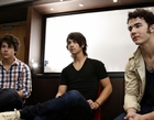 Jonas Brothers : jonas_brothers_1214857153.jpg
