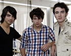 Jonas Brothers : jonas_brothers_1214857239.jpg