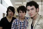 Jonas Brothers : jonas_brothers_1215197371.jpg