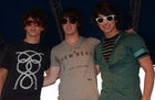 Jonas Brothers : jonas_brothers_1216575607.jpg