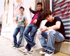 Jonas Brothers : jonas_brothers_1216612732.jpg