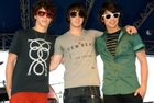 Jonas Brothers : jonas_brothers_1216617253.jpg