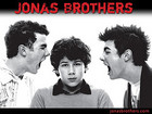 Jonas Brothers : jonas_brothers_1220545728.jpg