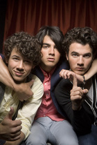 Jonas Brothers : jonas_brothers_1220606715.jpg
