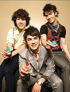 Jonas Brothers : jonas_brothers_1220697846.jpg