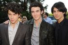 Jonas Brothers : jonas_brothers_1221767987.jpg