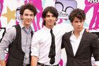 Jonas Brothers : jonas_brothers_1221767990.jpg