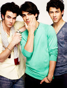 Jonas Brothers : jonas_brothers_1241149714.jpg