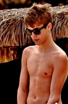 Justin Bieber : justin-bieber-1311969890.jpg