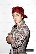 Justin Bieber : justin-bieber-1312215453.jpg