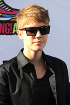 Justin Bieber : justin-bieber-1313448508.jpg