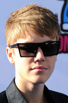 Justin Bieber : justin-bieber-1313448581.jpg