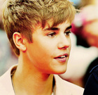 Justin Bieber : justin-bieber-1319240388.jpg