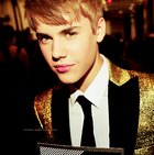 Justin Bieber : justin-bieber-1319240408.jpg