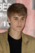 Justin Bieber : justin-bieber-1319742268.jpg