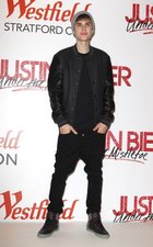 Justin Bieber : justin-bieber-1321201117.jpg